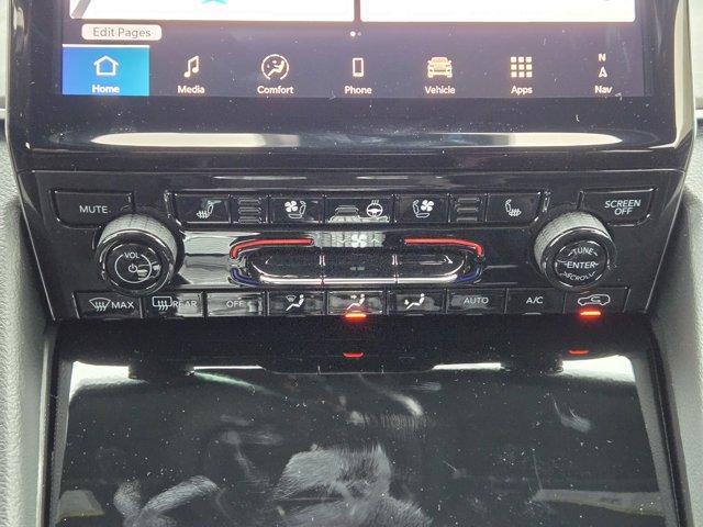 Photo of 2025 Silver Zynith Jeep Grand Cherokee