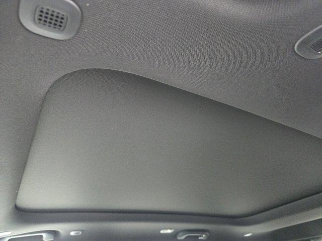 Photo of 2025 Silver Zynith Jeep Grand Cherokee
