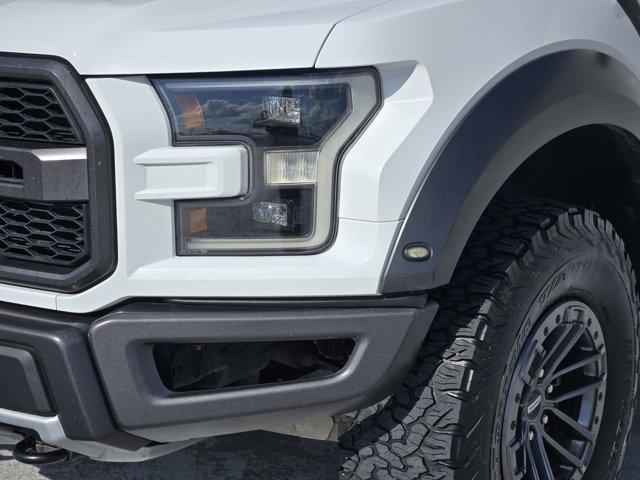 Photo of 2019 Oxford White Ford F-150