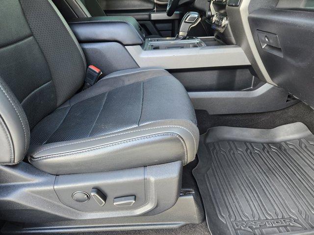 Photo of 2019 Oxford White Ford F-150