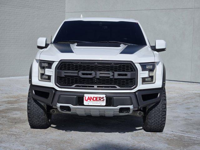 Photo of 2019 Oxford White Ford F-150