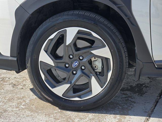 Photo of 2024 Crystal White Pearl Subaru Crosstrek