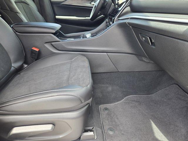 Photo of 2025 Velvet Red Pearlcoat Jeep Grand Cherokee
