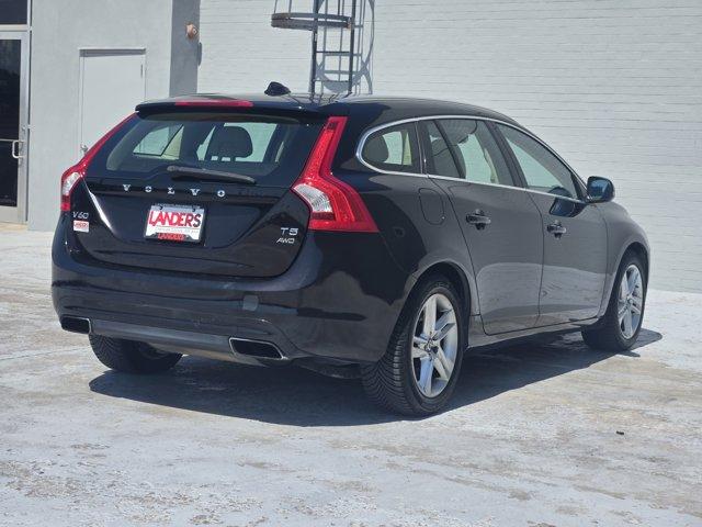 Photo of 2015 Ember Black Metallic Volvo V60