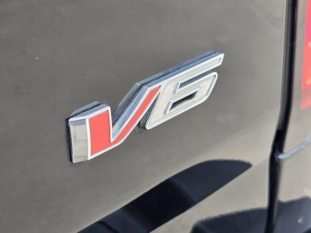 Photo of 2021 Black Chevrolet Colorado
