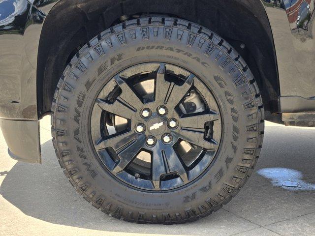 Photo of 2021 Black Chevrolet Colorado
