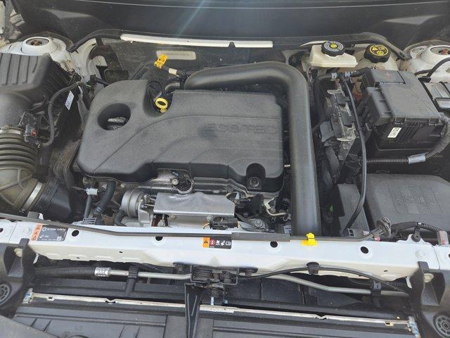 Photo of 2023 Summit White Chevrolet Equinox