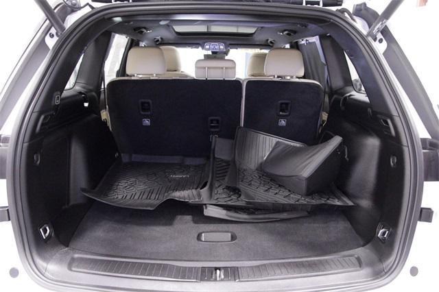 Photo of 2023 Bright White Clearcoat Jeep Grand Cherokee 4xe