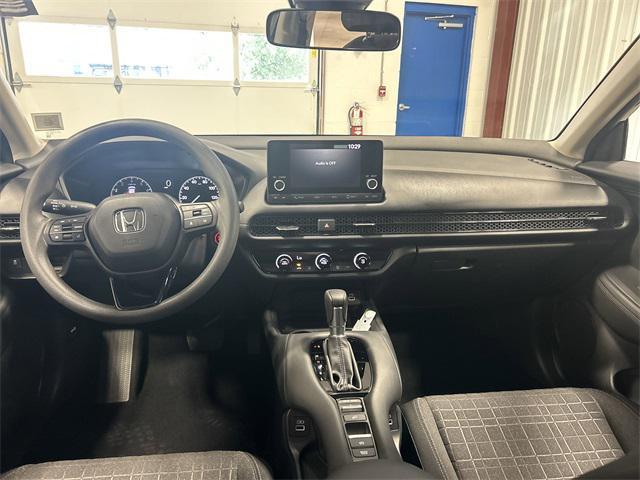 Photo of 2023 Crystal Black Pearl Honda HR-V