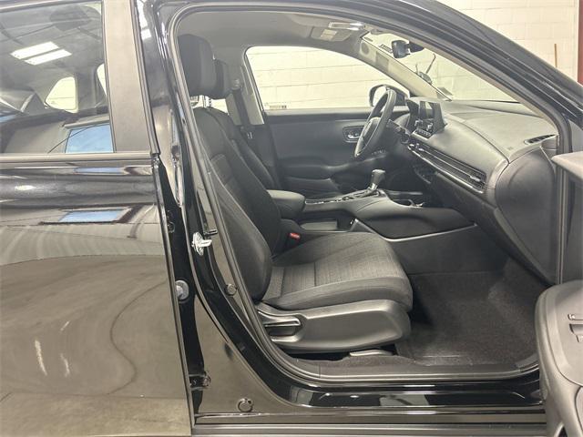 Photo of 2023 Crystal Black Pearl Honda HR-V
