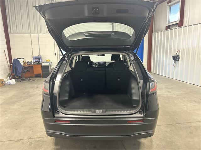 Photo of 2023 Crystal Black Pearl Honda HR-V