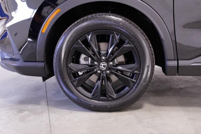 Photo of 2025 Crystal Black Pearl Honda CR-V Hybrid