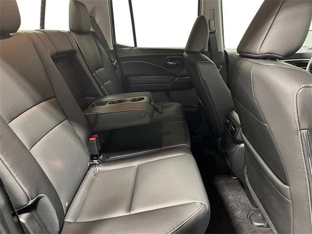 Photo of 2025 White Honda Ridgeline