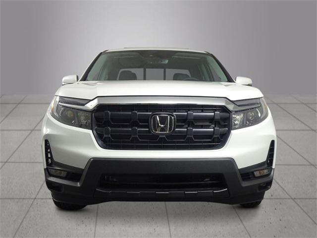 Photo of 2025 White Honda Ridgeline