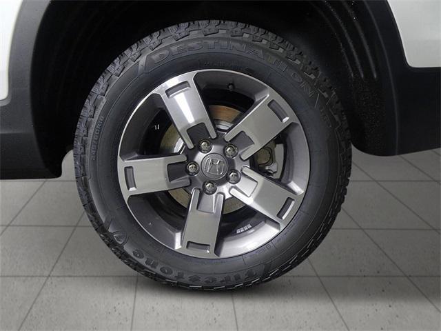 Photo of 2025 White Honda Ridgeline