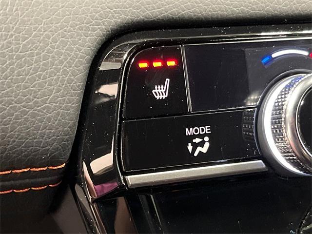 Photo of 2025 White Honda Pilot