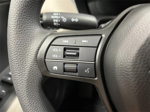 Photo of 2026 White Honda HR-V