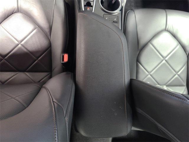 Photo of 2019 Brownstone Toyota Camry Hybrid