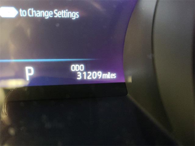 Photo of 2019 Brownstone Toyota Camry Hybrid