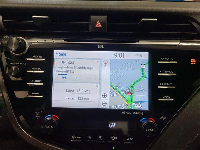 Photo of 2019 Brownstone Toyota Camry Hybrid