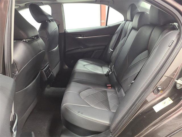 Photo of 2019 Brownstone Toyota Camry Hybrid
