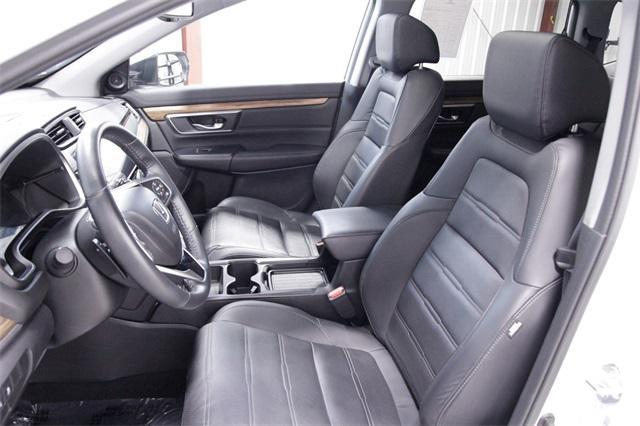 Photo of 2021 Platinum White Pearl Honda CR-V Hybrid