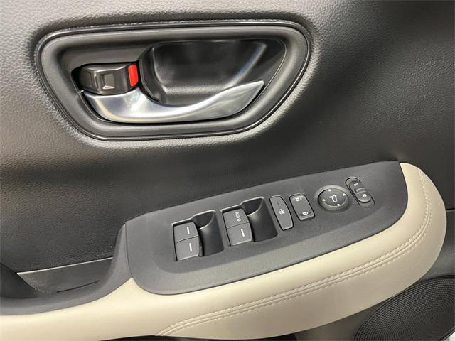 Photo of 2026 Gray Honda HR-V