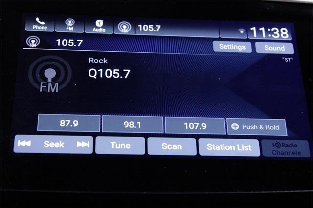 Photo of 2022 Sonic Gray Pearl Honda Pilot