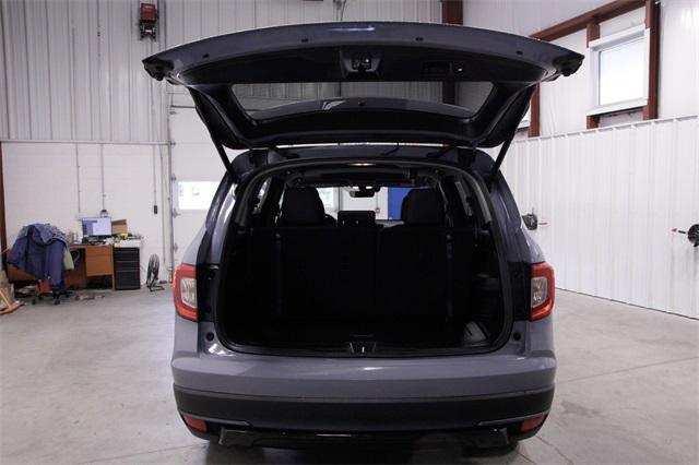 Photo of 2022 Sonic Gray Pearl Honda Pilot
