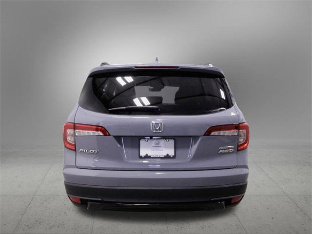 Photo of 2022 Sonic Gray Pearl Honda Pilot