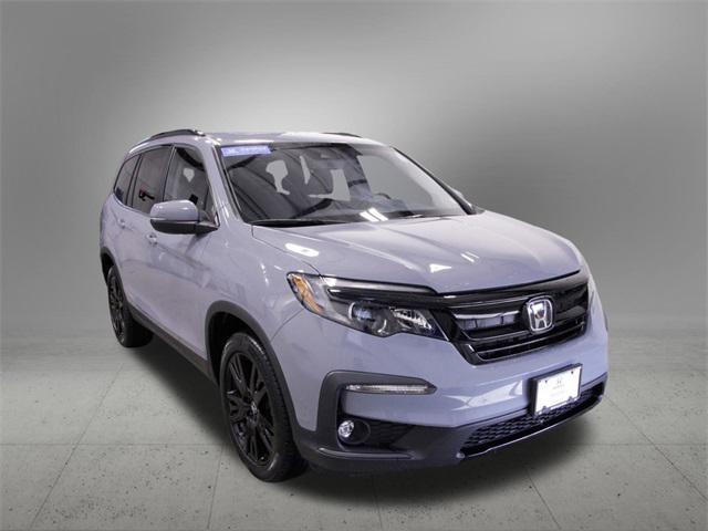 Photo of 2022 Sonic Gray Pearl Honda Pilot