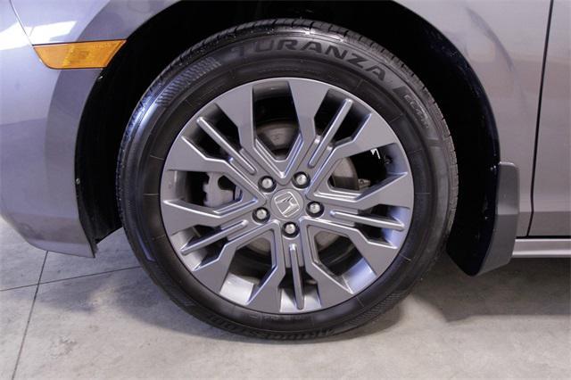 Photo of 2025 Modern Steel Metallic Honda Odyssey