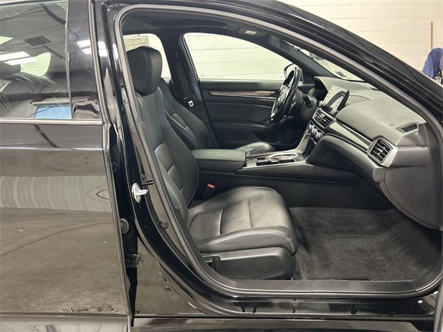 Photo of 2021 Crystal Black Pearl Honda Accord