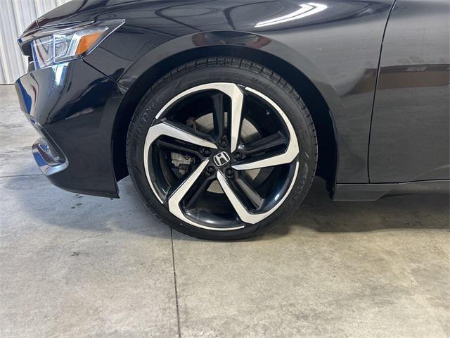 Photo of 2021 Crystal Black Pearl Honda Accord