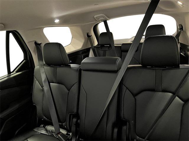 Photo of 2025 Black Honda Pilot