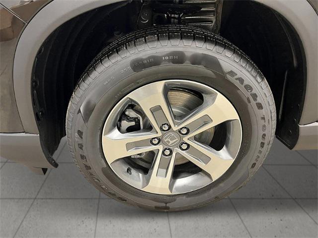 Photo of 2025 Black Honda Pilot