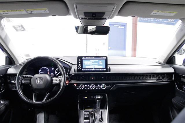 Photo of 2023 Still Night Pearl Honda CR-V