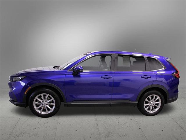Photo of 2023 Still Night Pearl Honda CR-V
