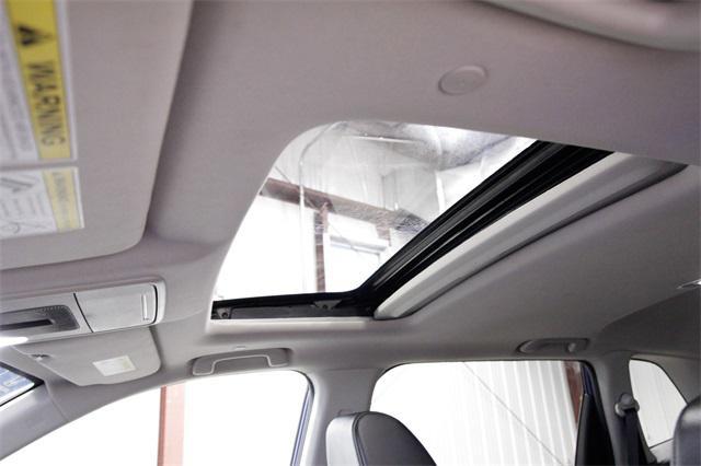 Photo of 2023 Still Night Pearl Honda CR-V