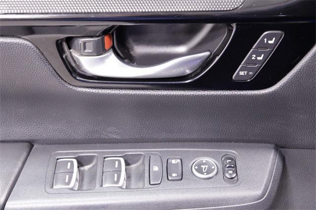 Photo of 2023 Still Night Pearl Honda CR-V