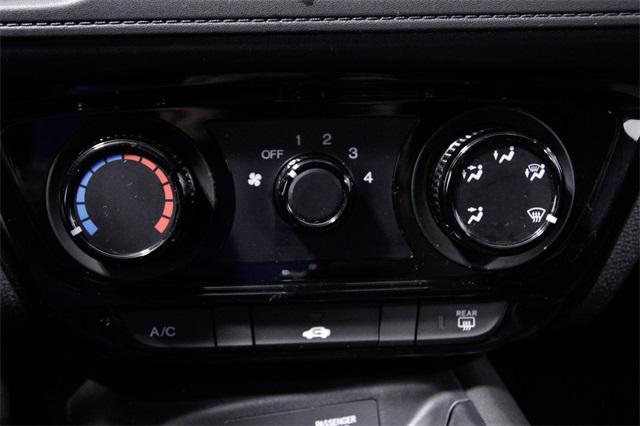 Photo of 2022 Platinum White Pearl Honda HR-V