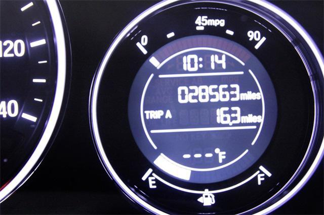 Photo of 2022 Platinum White Pearl Honda HR-V