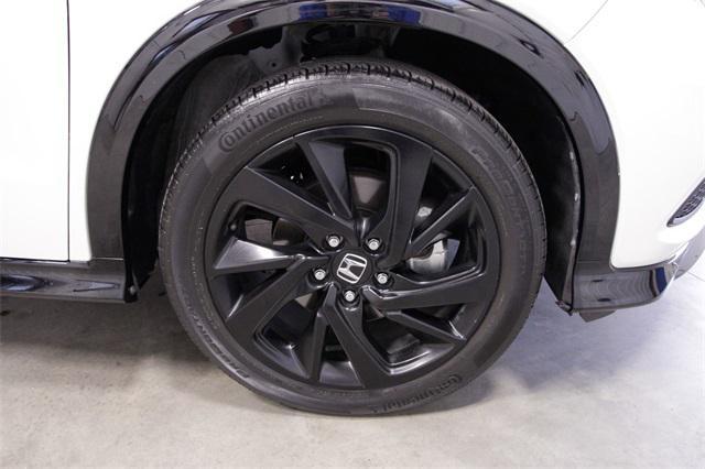 Photo of 2022 Platinum White Pearl Honda HR-V