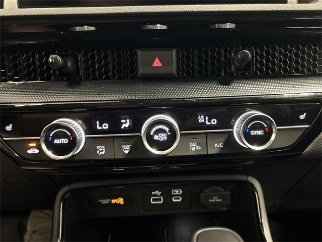 Photo of 2024 Still Night Pearl Honda CR-V
