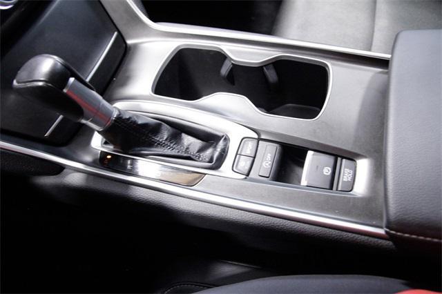 Photo of 2021 Platinum White Pearl Honda Accord