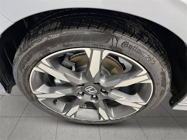 Photo of 2025 Gray Honda Civic Hybrid