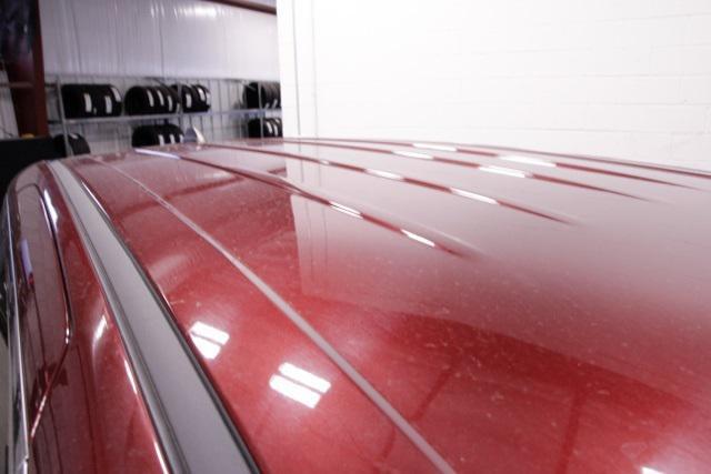 Photo of 2023 Velvet Red Pearlcoat Chrysler Voyager