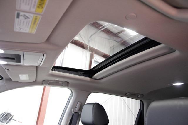 Photo of 2024 Urban Gray Pearl Honda CR-V