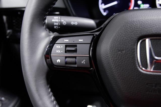 Photo of 2024 Urban Gray Pearl Honda CR-V