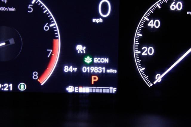 Photo of 2024 Urban Gray Pearl Honda CR-V